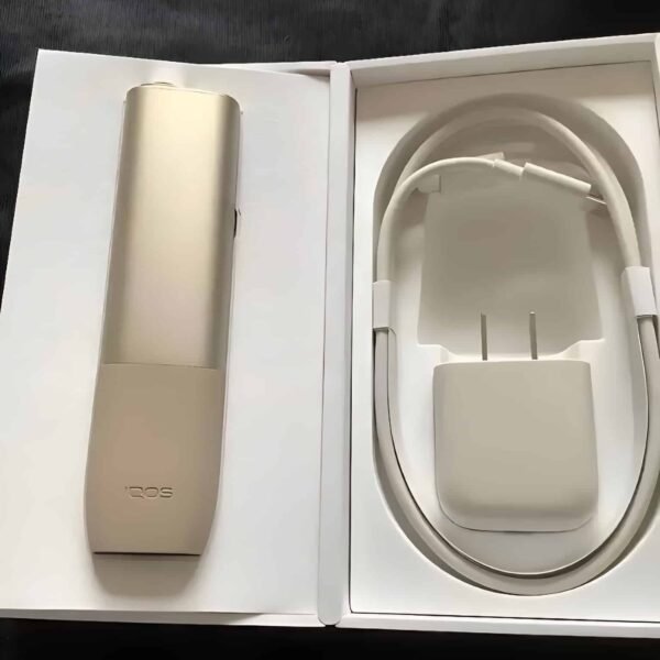 iluma-one加熱煙機_PhotoGrid-1.jpg IQOS ILUMA One i 主機(TEREA菸彈專用)台灣加熱菸主機推薦